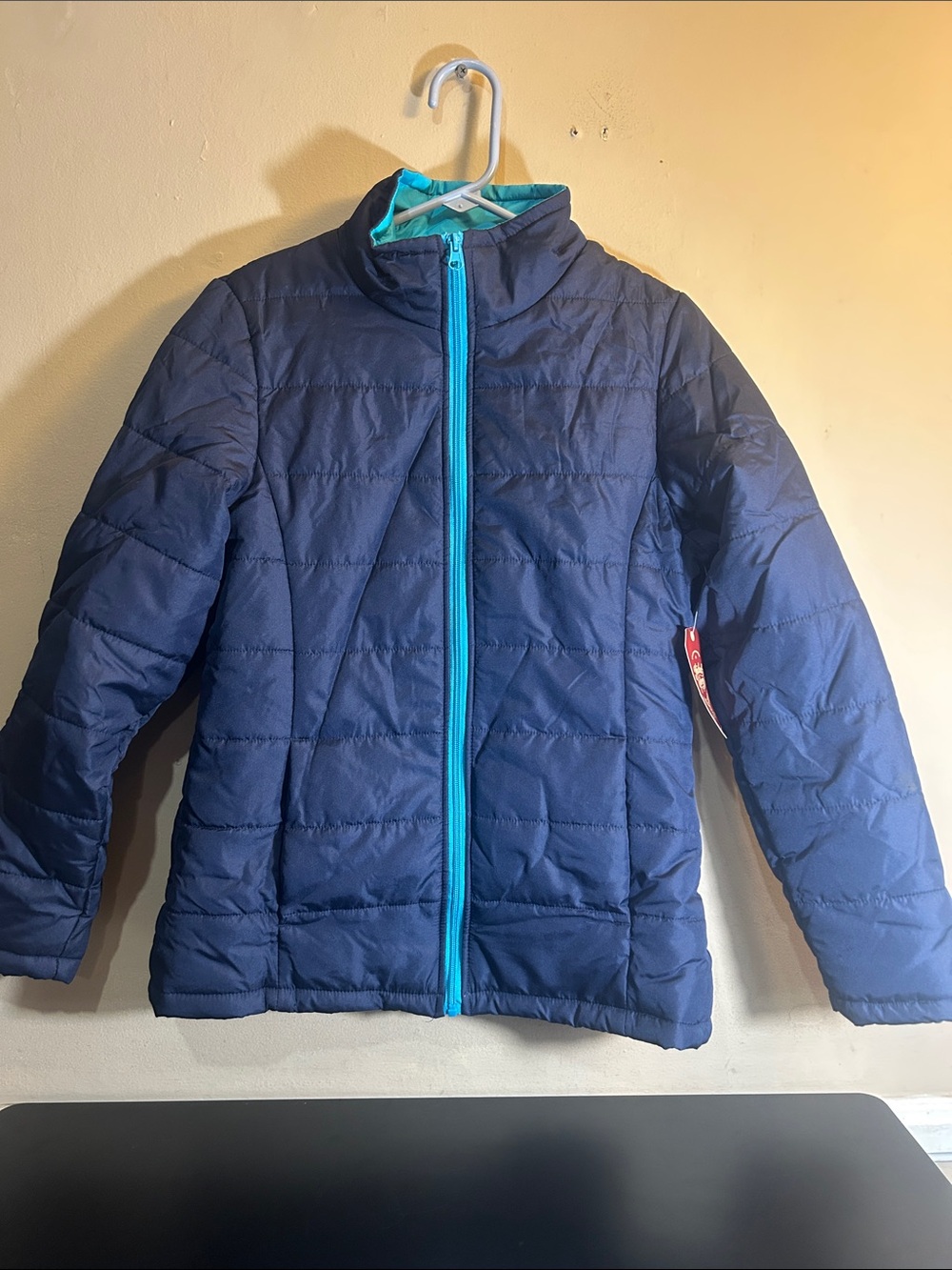 Faded Glory Navy Puffer Jacket with Bright Blue Zip Women’s Size Small New